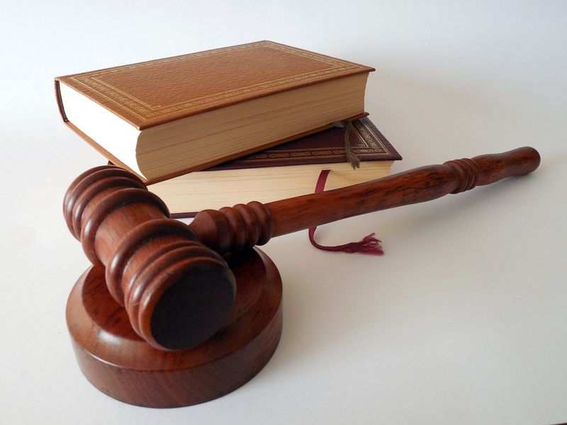 Jakie usługi prawne oferuje adwokat?
