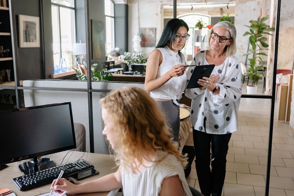 Gadżety reklamowe jako element materiałów firmowych